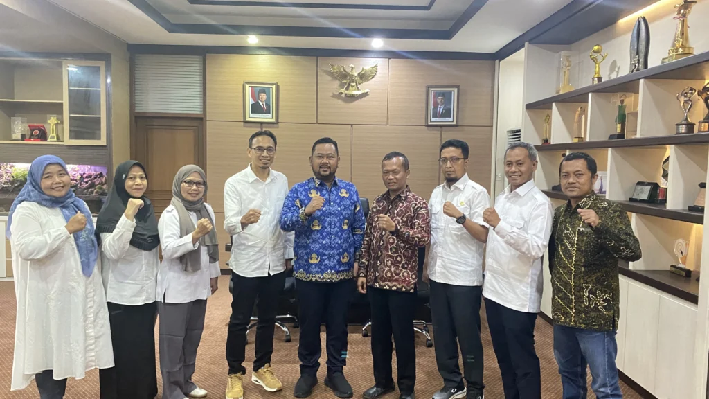 UTM Jalin Kolaborasi Awal dengan Pemkab Gresik: Diskusi Penguatan Pendidikan, Industri, CSR, dan Peluang KKN Mahasiswa