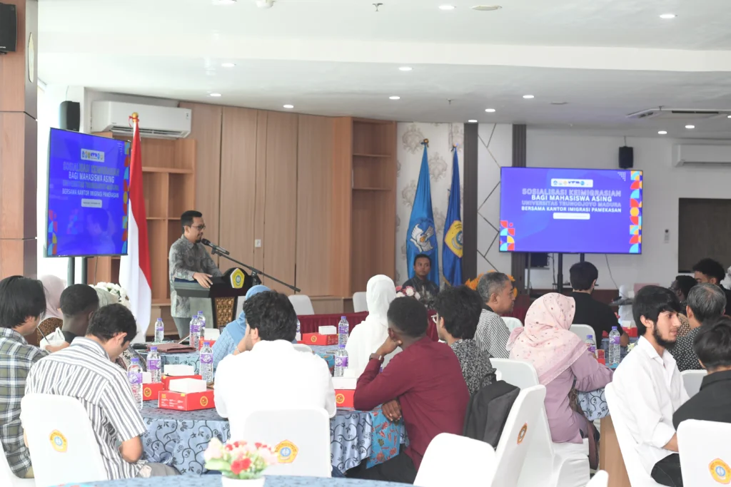 Gandeng Kantor Imigrasi Pamekasan, UTM Perkuat Layanan Keimigrasian bagi Mahasiswa Asing dari 11 Negara