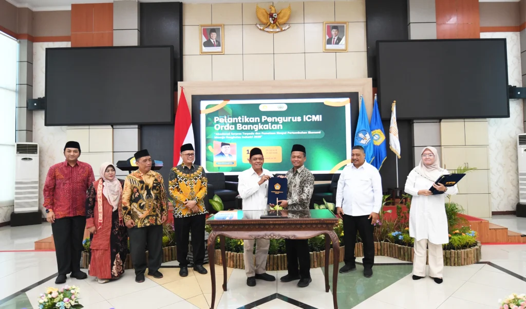 UTM dan ICMI Bangkalan Teken MoU, Dorong Industrialisasi Madura Berbasis Riset dan Inovasi