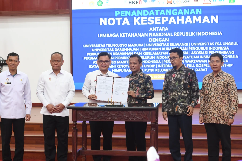 Perkuat Ketahanan Nasional, Universitas Trunodjoyo Madura Resmi Jalin Kerja Sama Strategis dengan Lemhannas RI